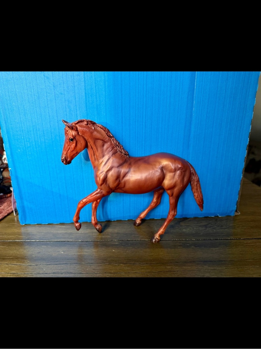 Breyer SONADOR from DREAMER - Cantering Chestnut - 2005 Classic No. 750266